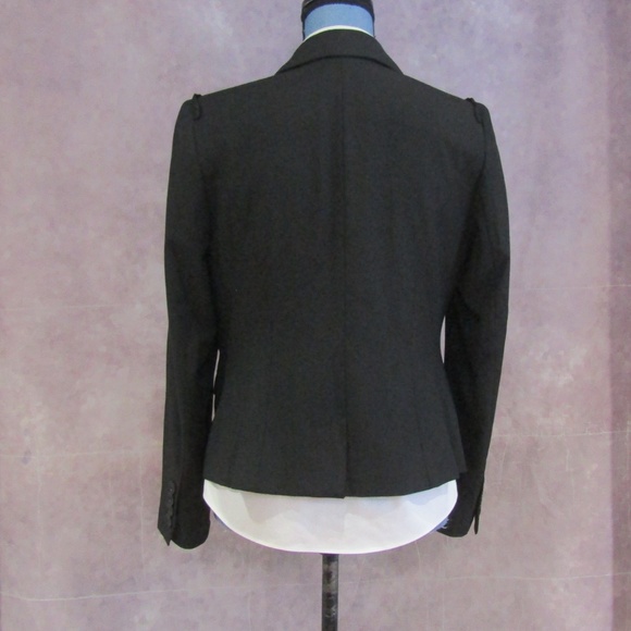 LOFT Black Ruffled Shoulder Blazer Size 10P - Picture 3 of 5
